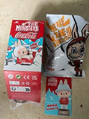 POP MART THE MONSTERS Coca-Cola Series Labubu Vacation Fit Confirmed Blind Box